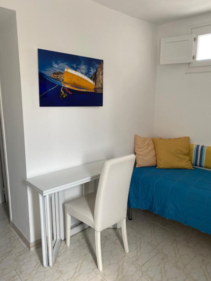 Longano 35 Apartment Capri Bagian luar foto